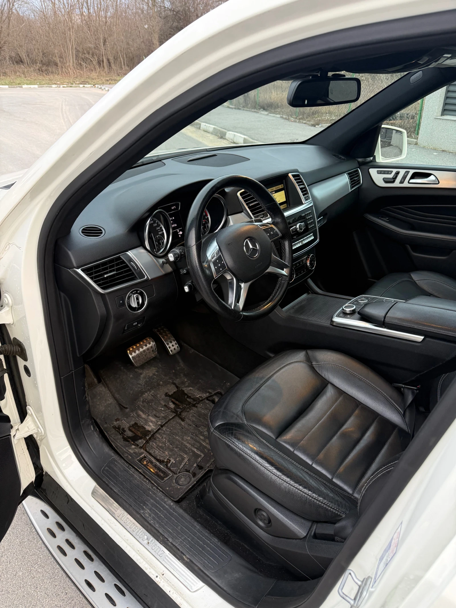 Mercedes-Benz ML 350, снимка 8 - Автомобили и джипове - 54046378