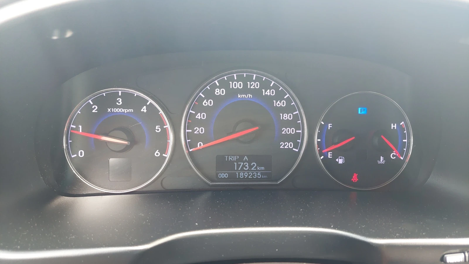 Hyundai Santa fe 2.2 FULL ТОП!!!!, снимка 10 - Автомобили и джипове - 55140502