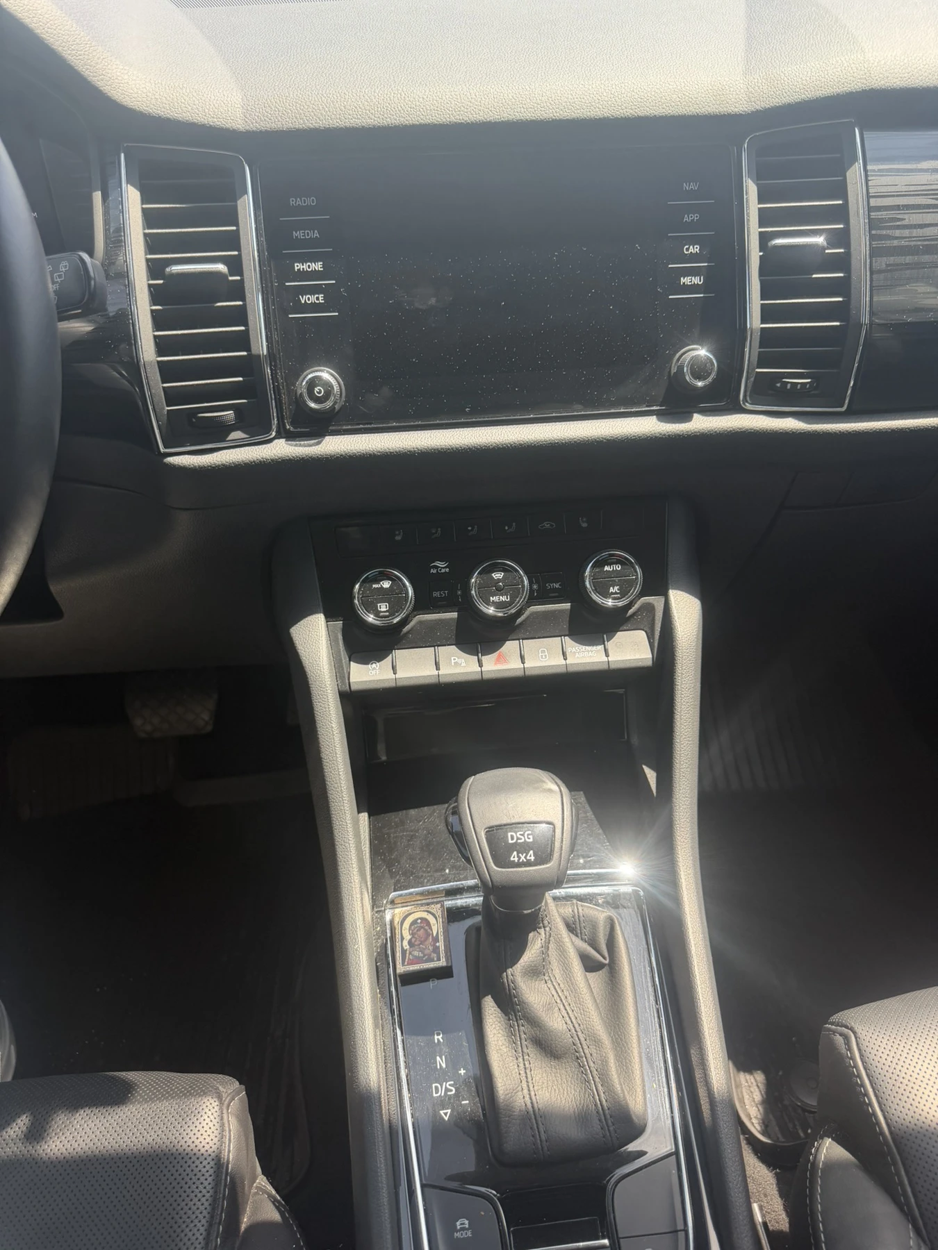 Skoda Kodiaq 2.0 TDI 4x4, снимка 8 - Автомобили и джипове - 55525677