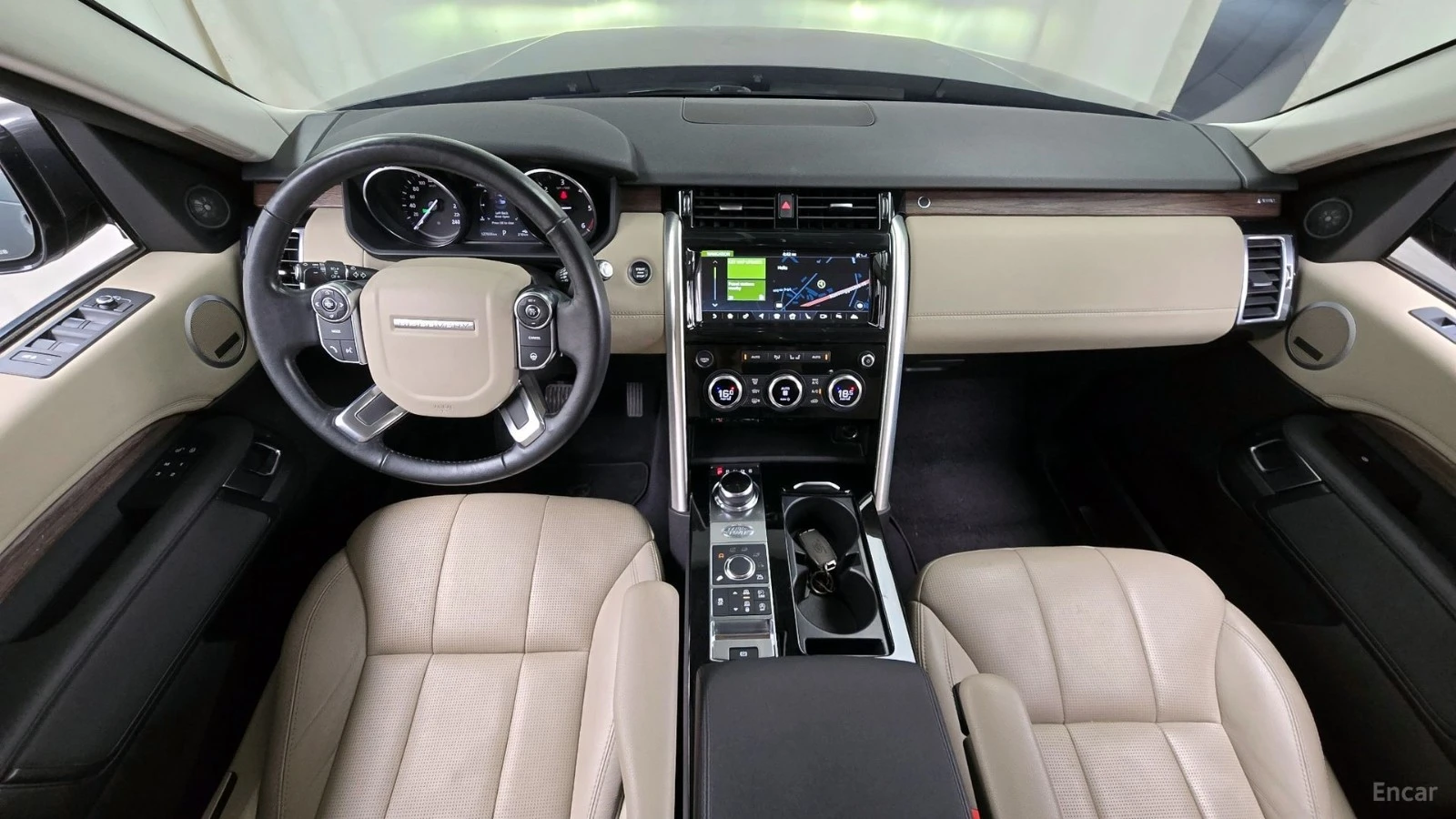 Land Rover Discovery 2.0* SD4* HSE* КОЖА* ПОДГРЕВ* ПАНОРАМА* КАМЕРА* , снимка 6 - Автомобили и джипове - 55691623