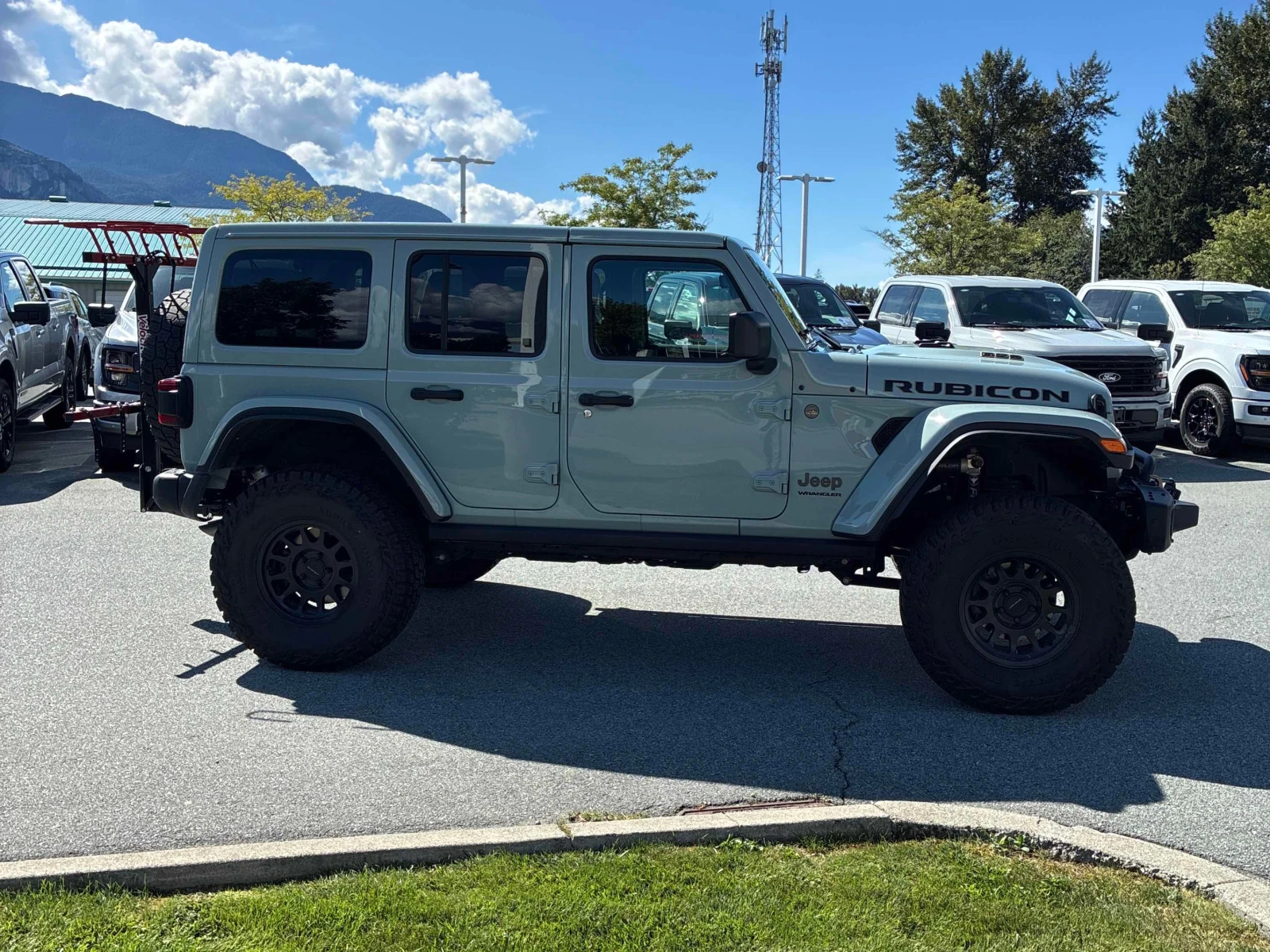 Jeep Wrangler * Rubicon 392 * CARFAX * ОПЦИЯ ЗА ФИНАНСИРАНЕ, снимка 3 - Автомобили и джипове - 55886605