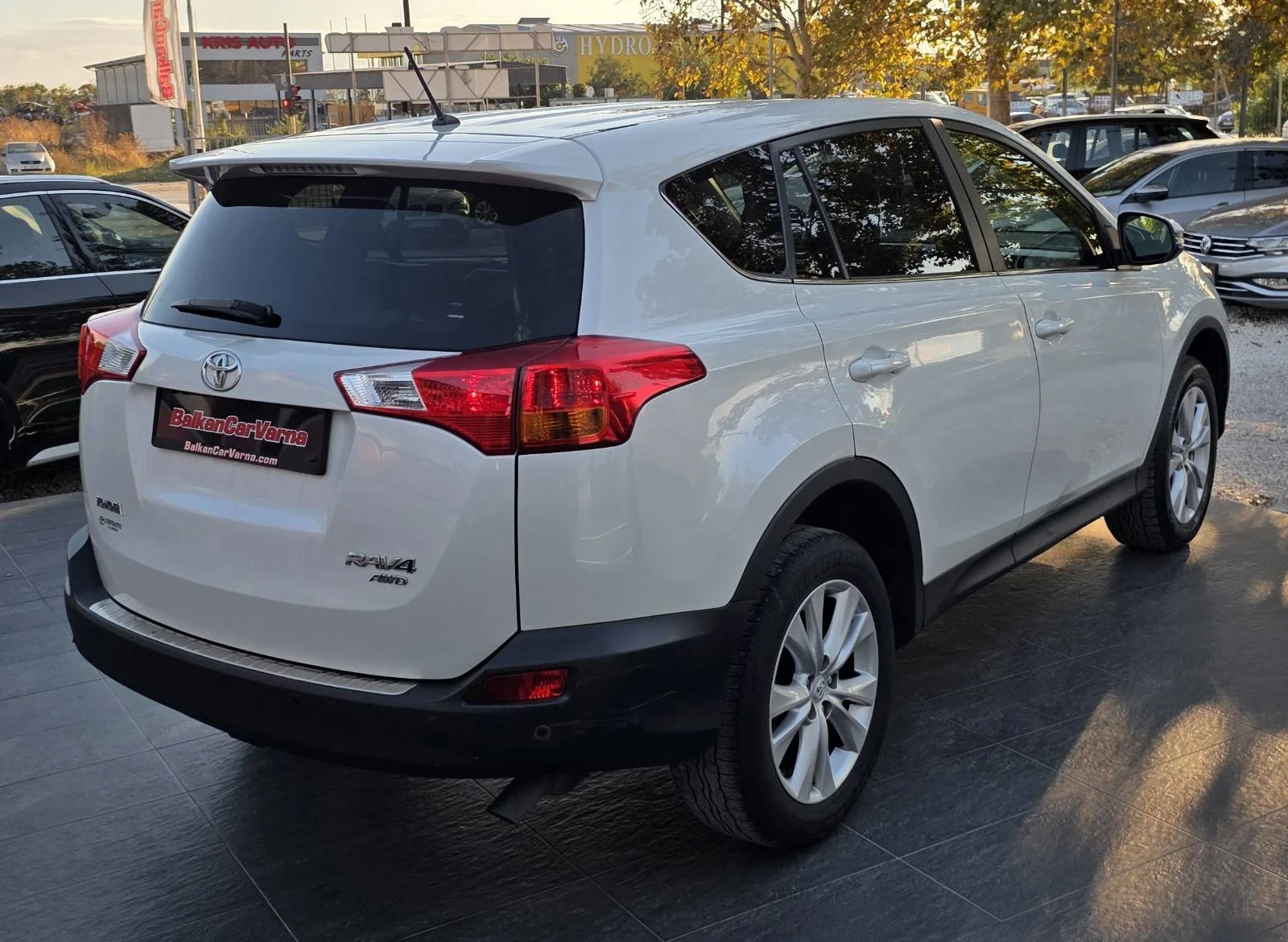 Toyota Rav4 2.2D-4D AWD 156 хил.км!, снимка 3 - Автомобили и джипове - 56218725