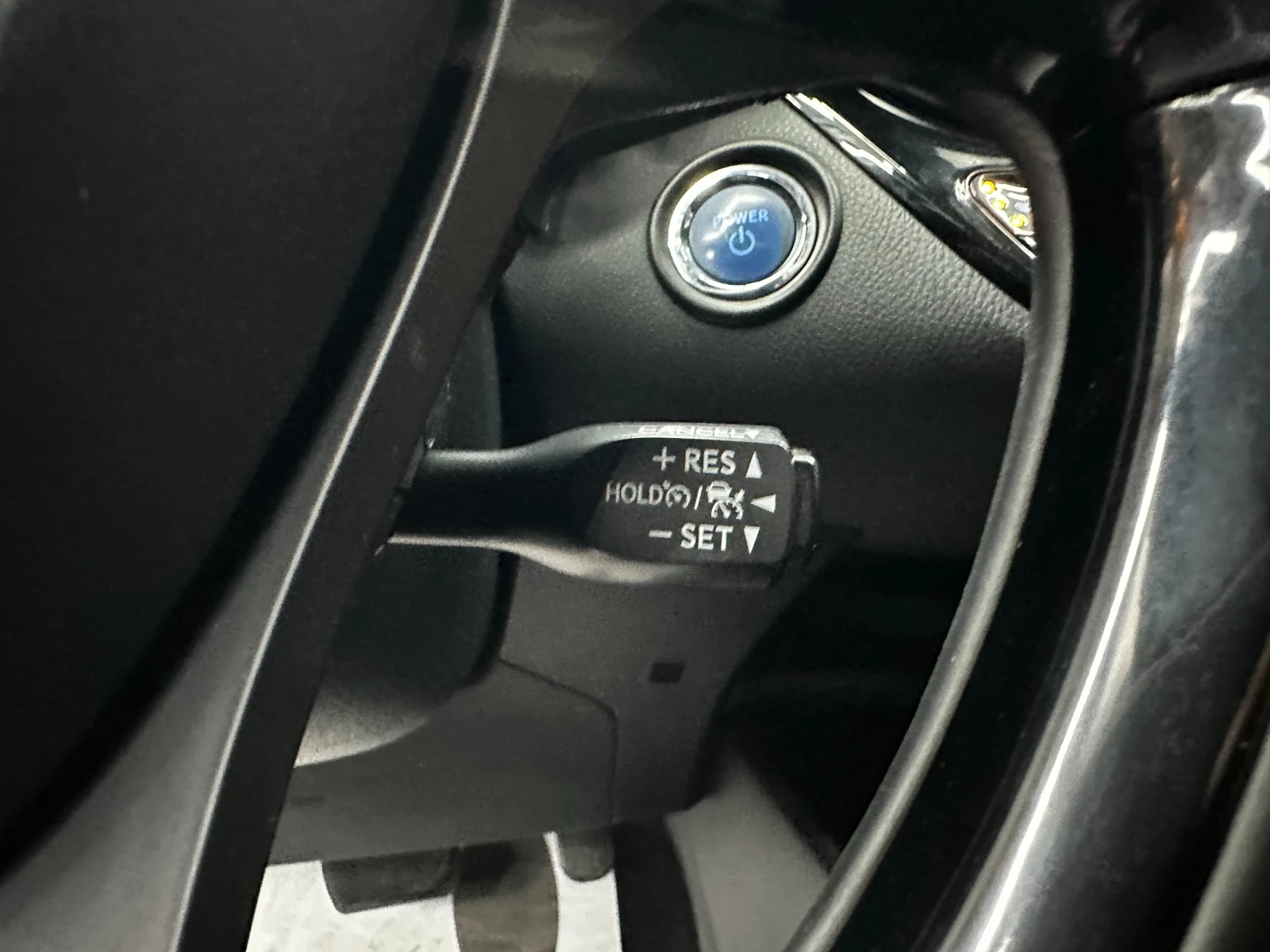 Toyota C-HR 1.8 hybdrid 98 к.с./ГАРАНЦИЯ, снимка 16 - Автомобили и джипове - 56254546