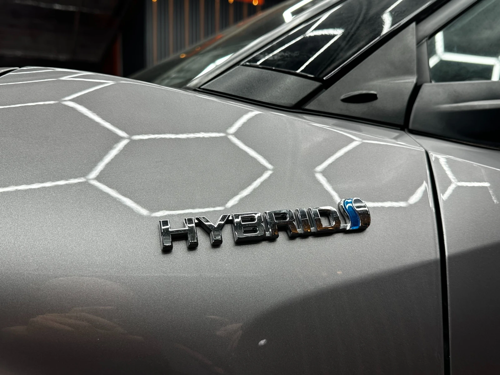 Toyota C-HR 1.8 hybdrid 98 к.с./ГАРАНЦИЯ, снимка 7 - Автомобили и джипове - 56254546