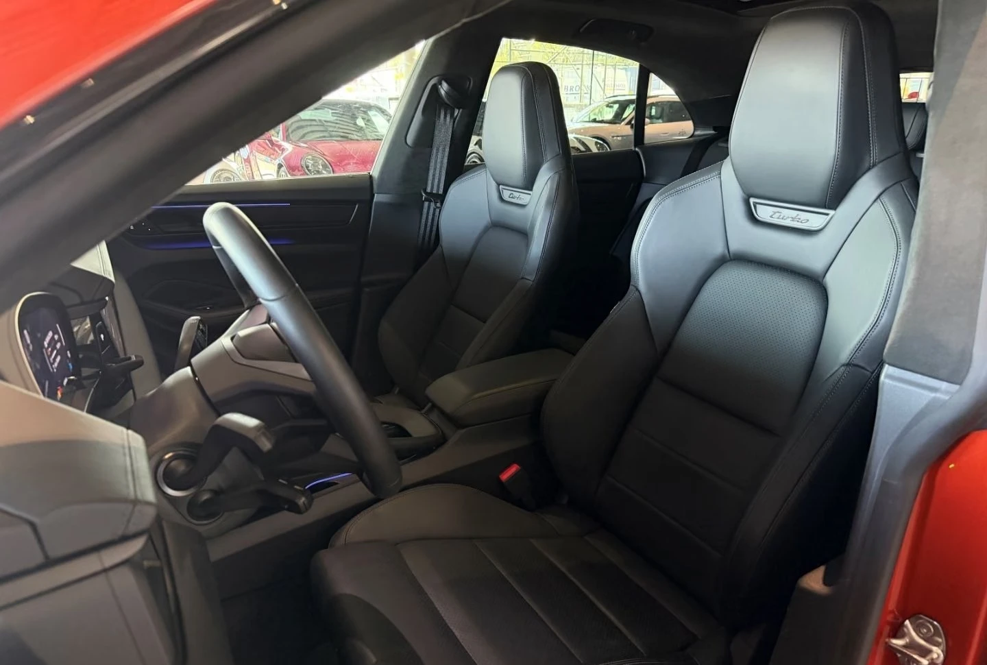 Porsche Macan TURBO / SPORT CHRONO / PANO / BOSE / HUD / 360 / | Mobile.bg � ����������� 11