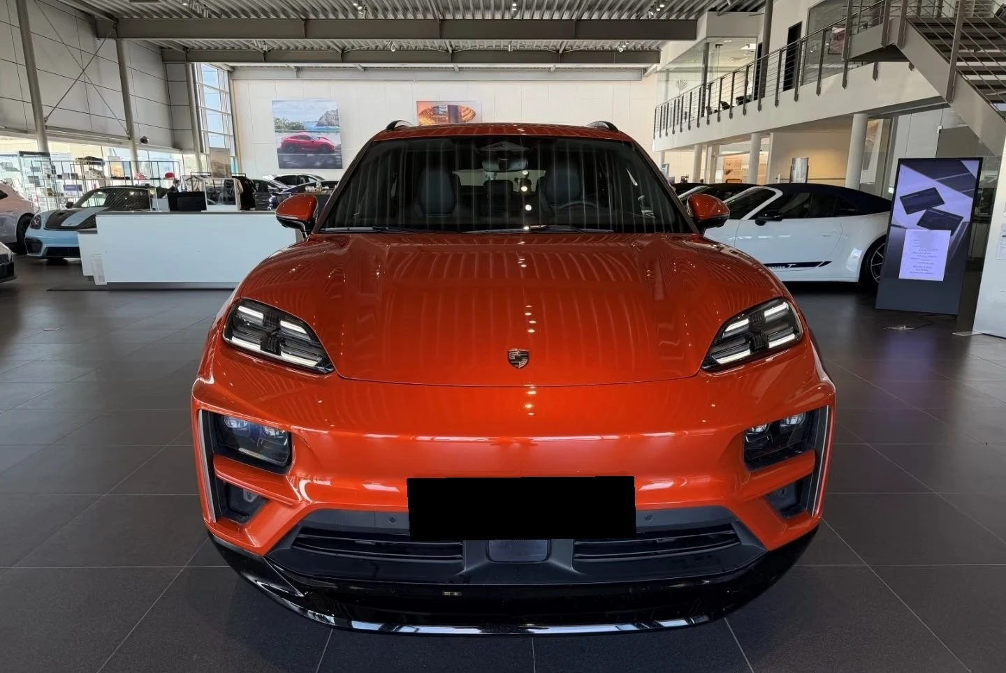 Porsche Macan TURBO / SPORT CHRONO / PANO / BOSE / HUD / 360 / | Mobile.bg � ����������� 2
