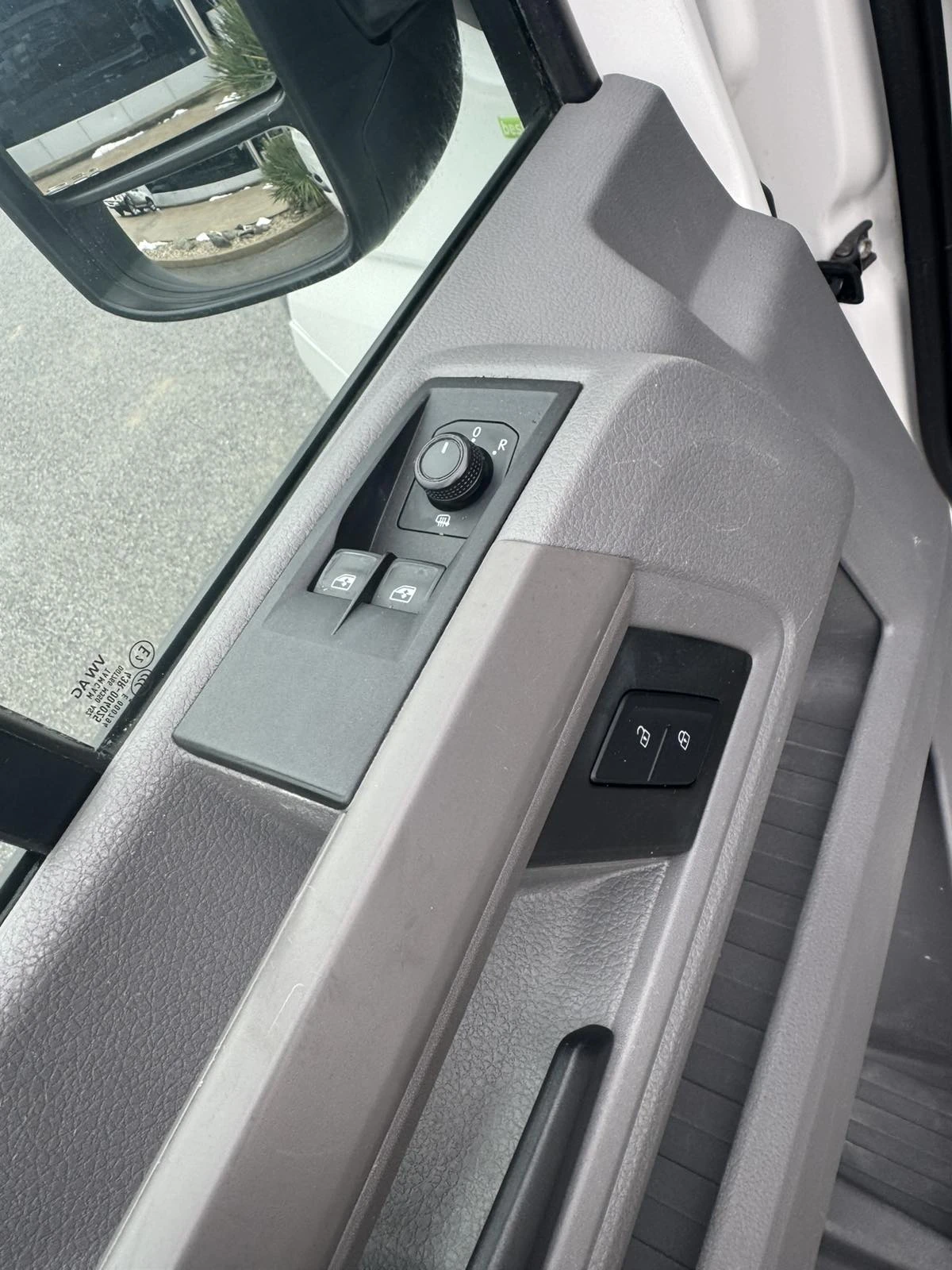 VW Crafter 2.0TDI/КЛИМА/МАКСИ, снимка 11 - Бусове и автобуси - 54081261