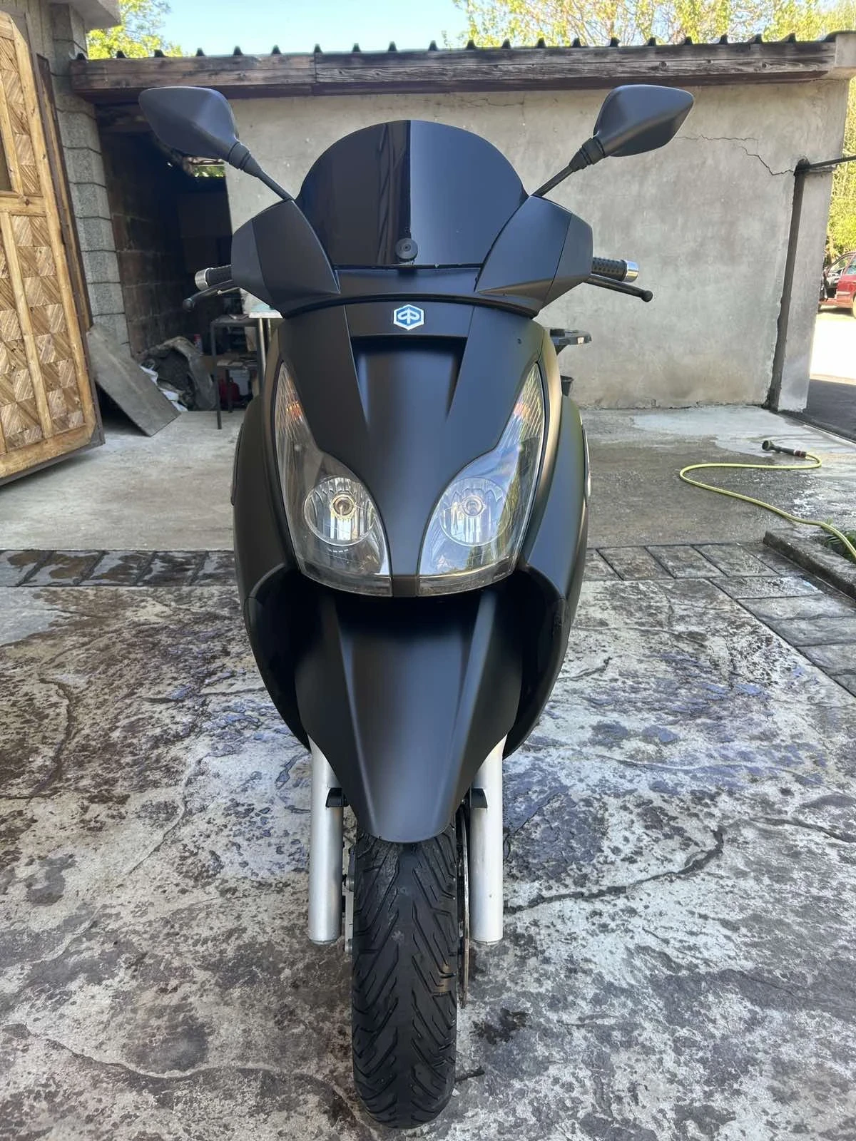 Piaggio X7  - изображение 2
