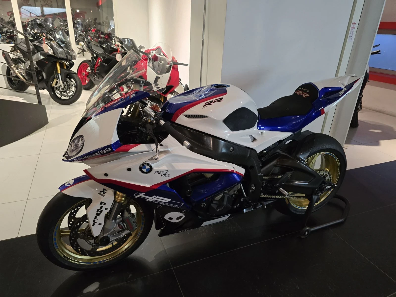 BMW S Track Bike - изображение 3