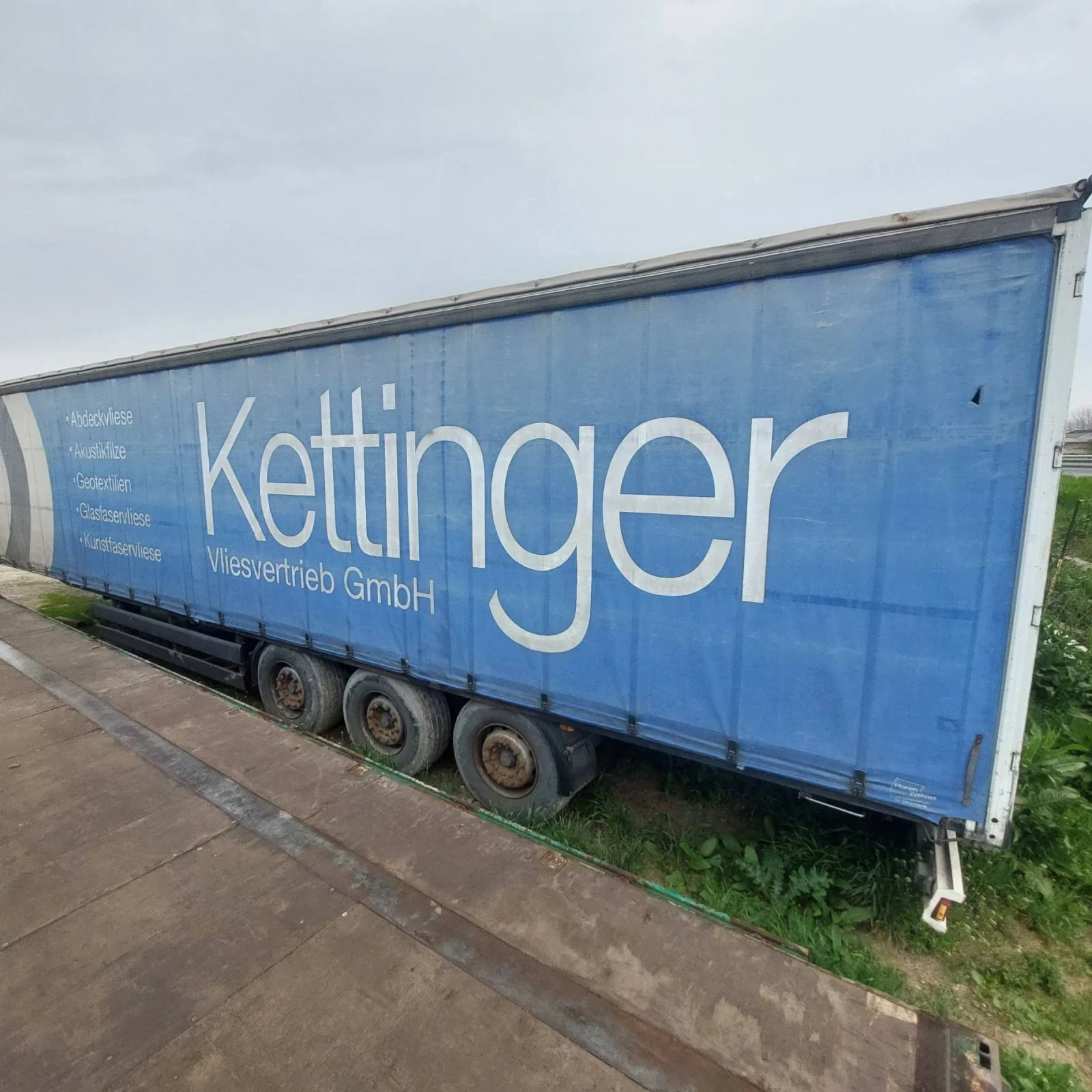 Полуремарке Schwarzmuller