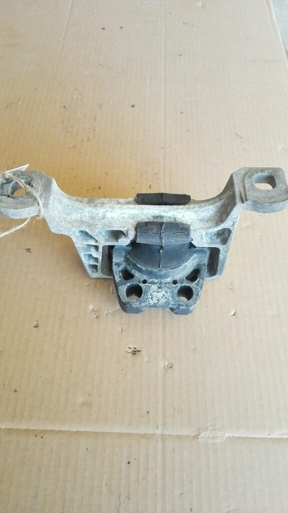 Тампон мотор Форд Фокус 1,6тдци