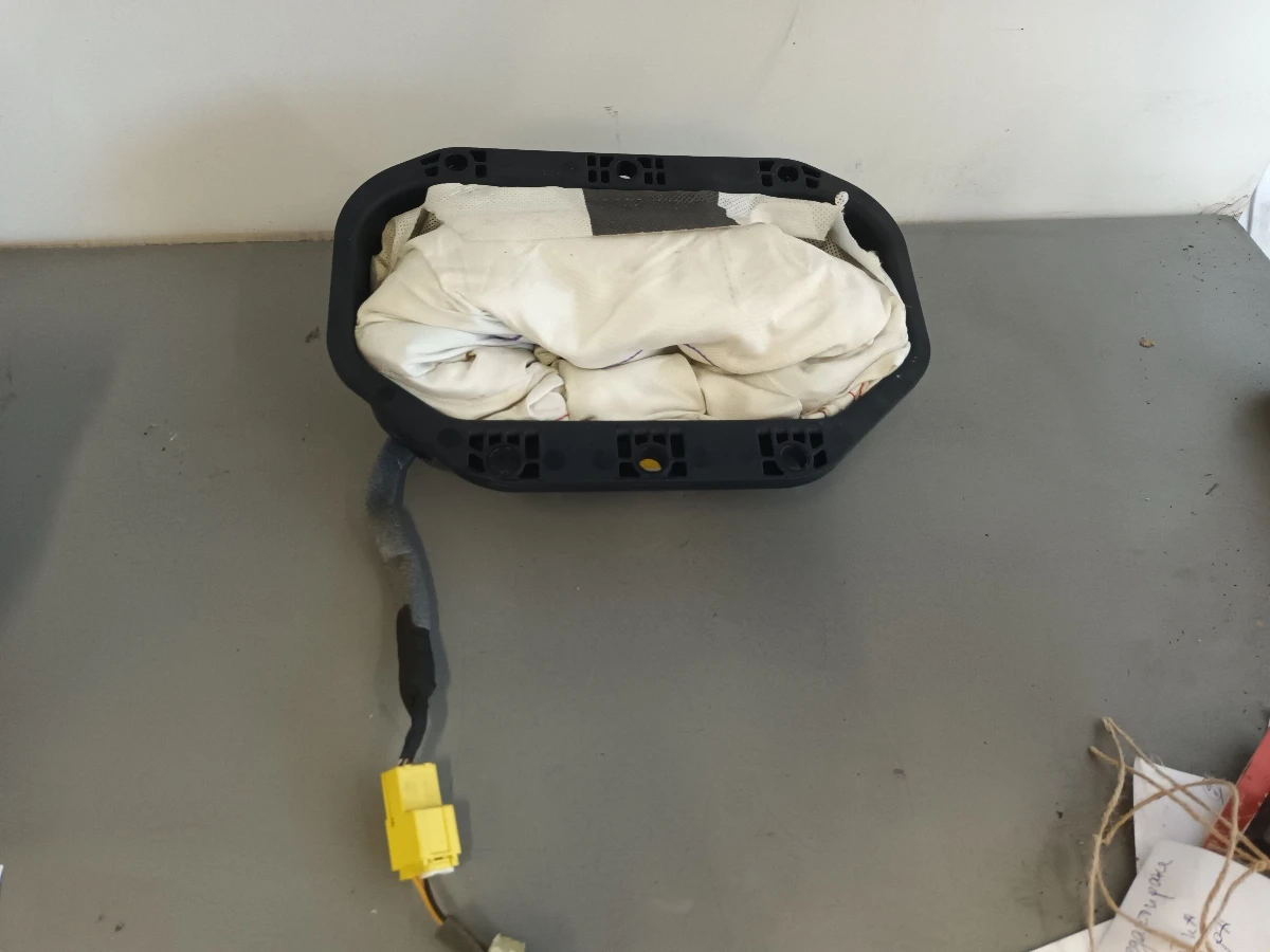 ������ ���������� ���� ����� 1.7���� j | Mobile.bg � ����������� 1