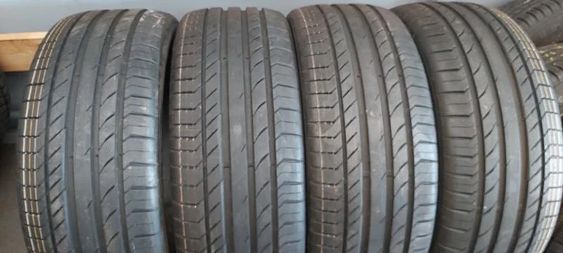 Гуми Летни 245/45R19, снимка 1 - Гуми и джанти - 30920899