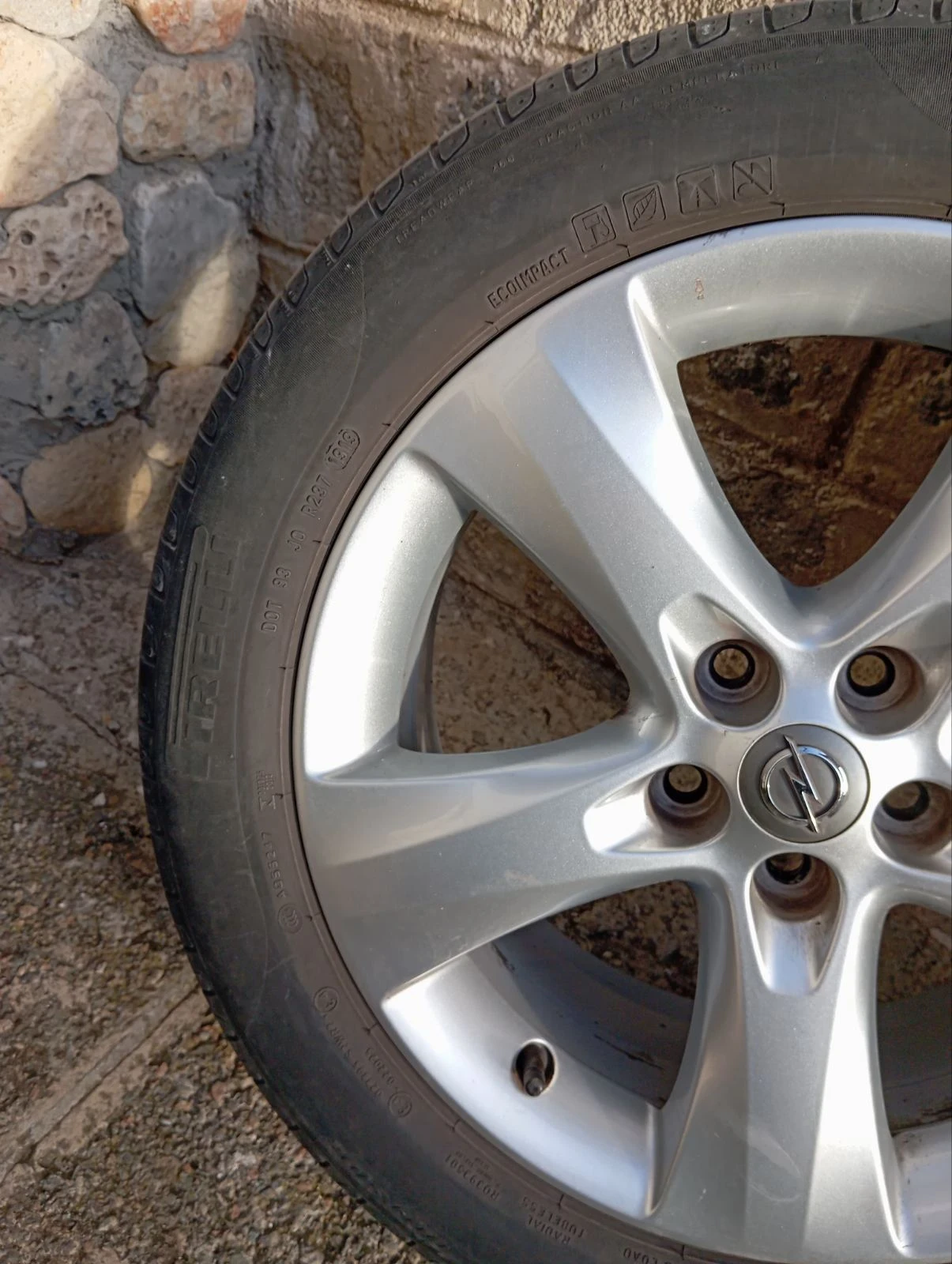 ���� � ������ 215/55R17 | Mobile.bg � ����������� 3