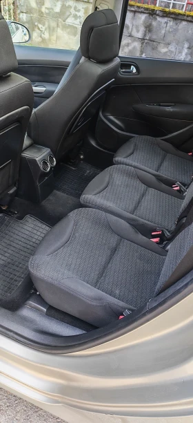 Peugeot 308, снимка 8