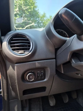 Opel Corsa 1.2i ЕCOTEC, снимка 11
