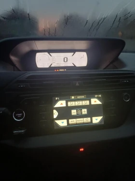 Citroen C4 Picasso 1.6 HDI - 8500 € / 16624.56 лв. - 94288513 11