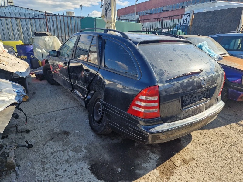 Mercedes-Benz C 200 C200 Kompressor, снимка 4 - Автомобили и джипове - 46737137