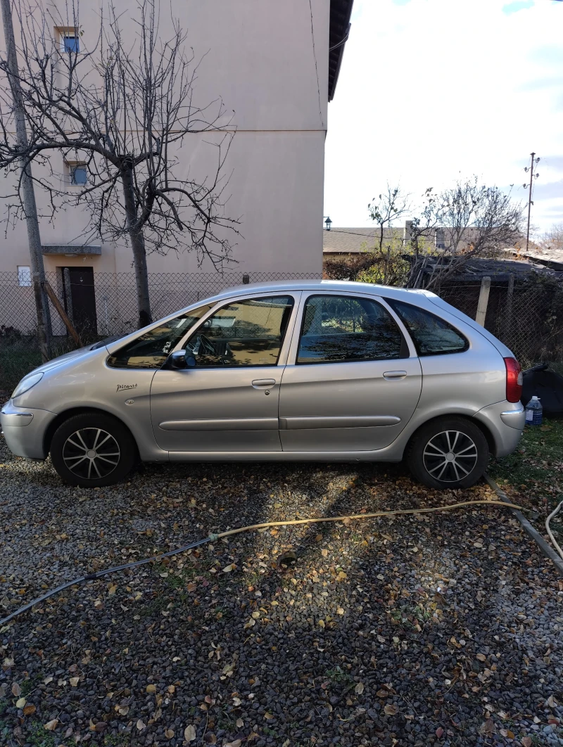 Citroen Xsara picasso, снимка 9 - Автомобили и джипове - 48264351