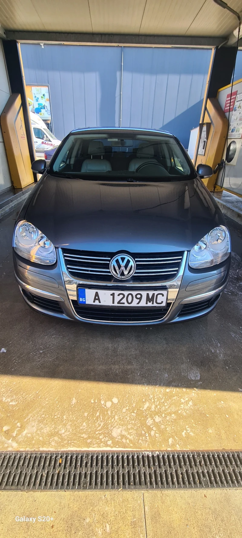 VW Jetta 1.4 TSI, снимка 1 - Автомобили и джипове - 48256899