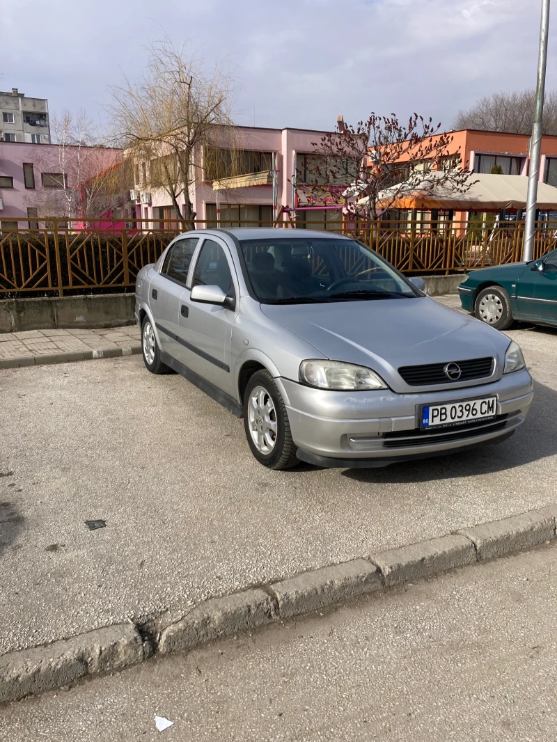 Opel Astra, снимка 4 - Автомобили и джипове - 48888729