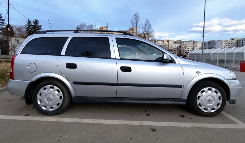 Opel Astra 1.6i, 8V, АГУ, снимка 7 - Автомобили и джипове - 49143226