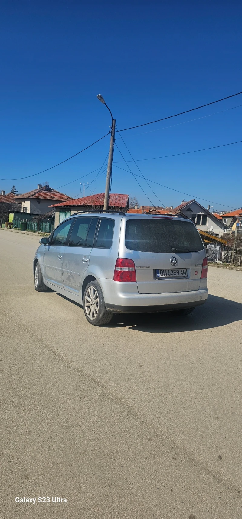 VW Touran, снимка 4 - Автомобили и джипове - 49448195