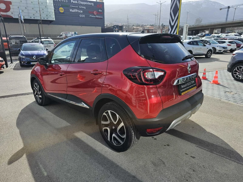 Renault Captur 1.3 TCe 150 EDC, снимка 4 - Автомобили и джипове - 49596453