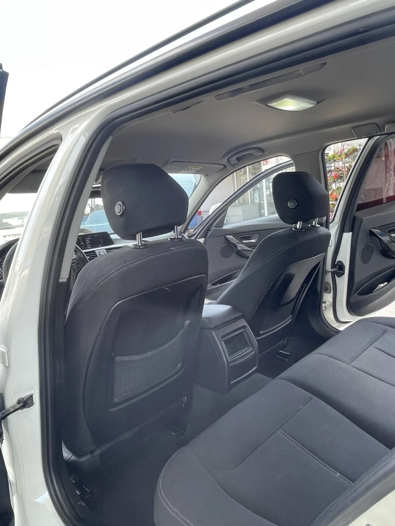 BMW 320 F 31 сменена верига, снимка 11 - Автомобили и джипове - 52178247