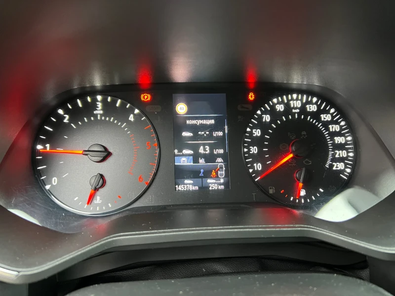 Renault Clio 1.5DCI/86K.С., снимка 10 - Автомобили и джипове - 52688725