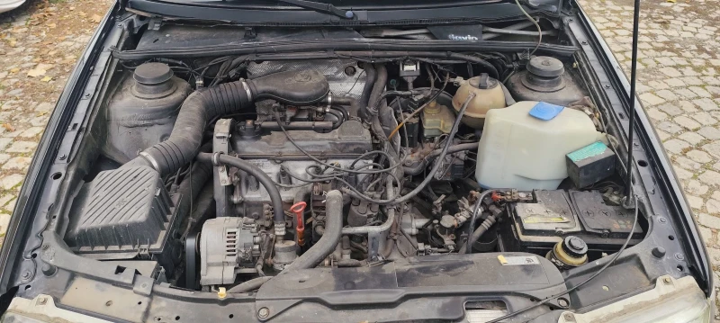 VW Passat 1.8 Моно, снимка 16 - Автомобили и джипове - 52303477