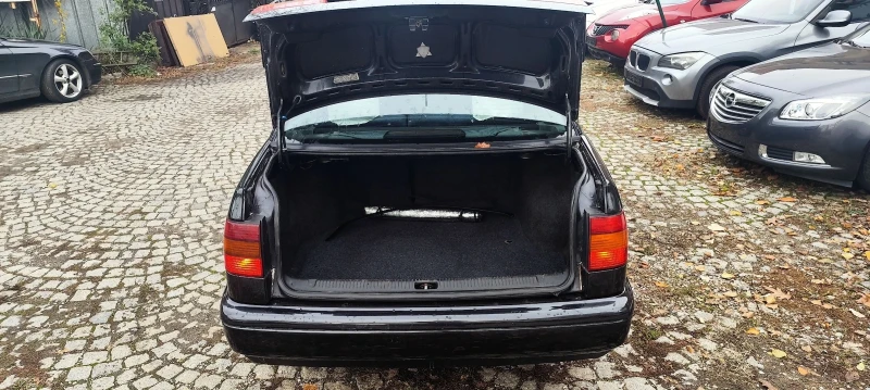 VW Passat 1.8 Моно, снимка 7 - Автомобили и джипове - 52303477