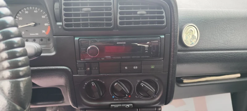 VW Passat 1.8 Моно, снимка 14 - Автомобили и джипове - 52303477