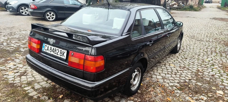 VW Passat 1.8 Моно, снимка 5 - Автомобили и джипове - 52303477