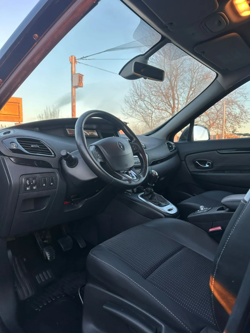 Renault Scenic 1, 5dci-X-Mod, снимка 10 - Автомобили и джипове - 52528073