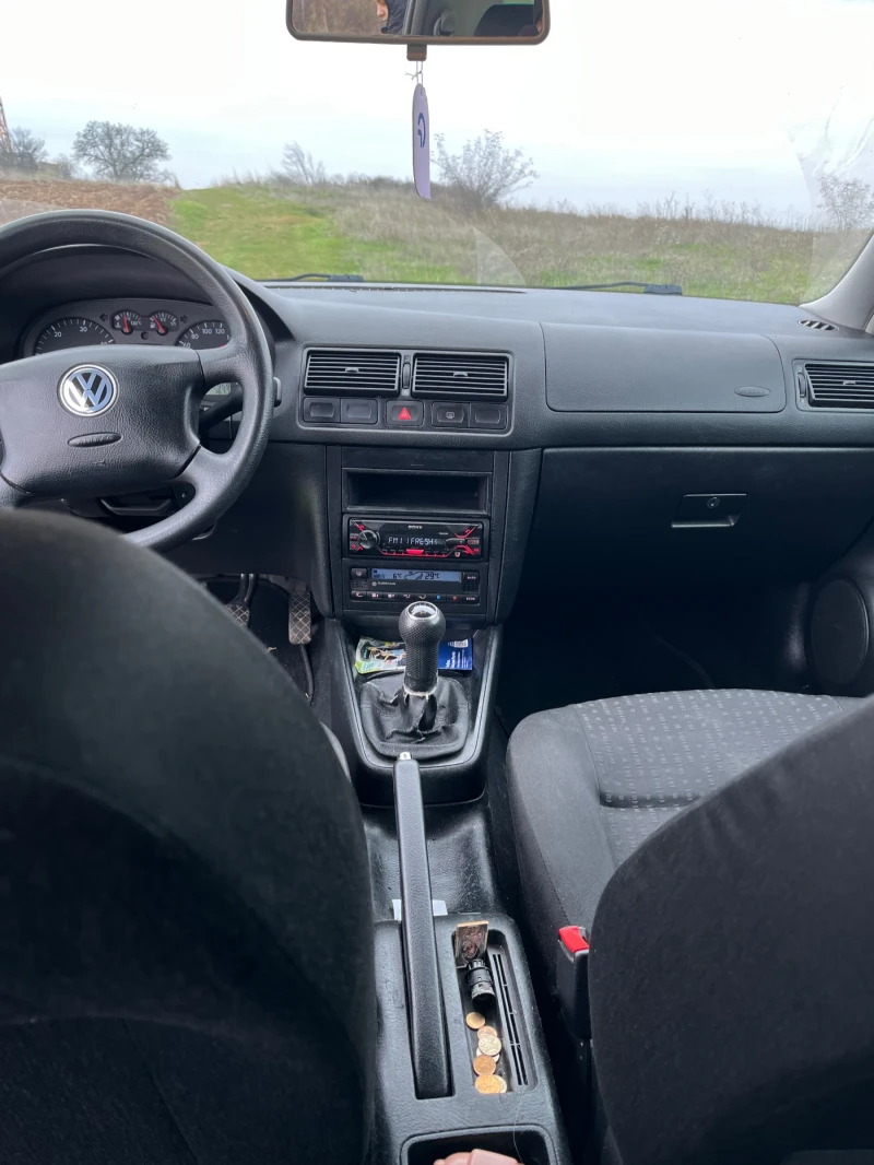 VW Golf 4, снимка 2 - Автомобили и джипове - 52865645