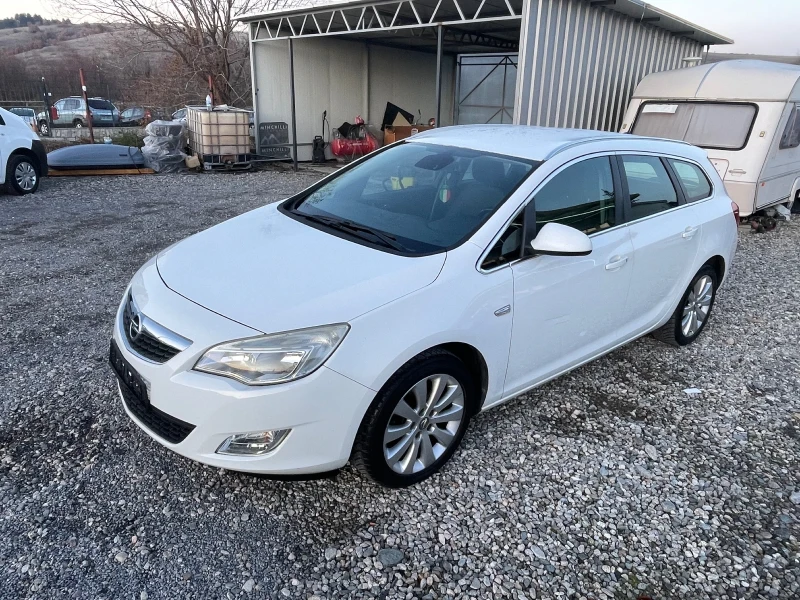 Opel Astra 1.7 cdti Cosmo, снимка 2 - Автомобили и джипове - 52932032