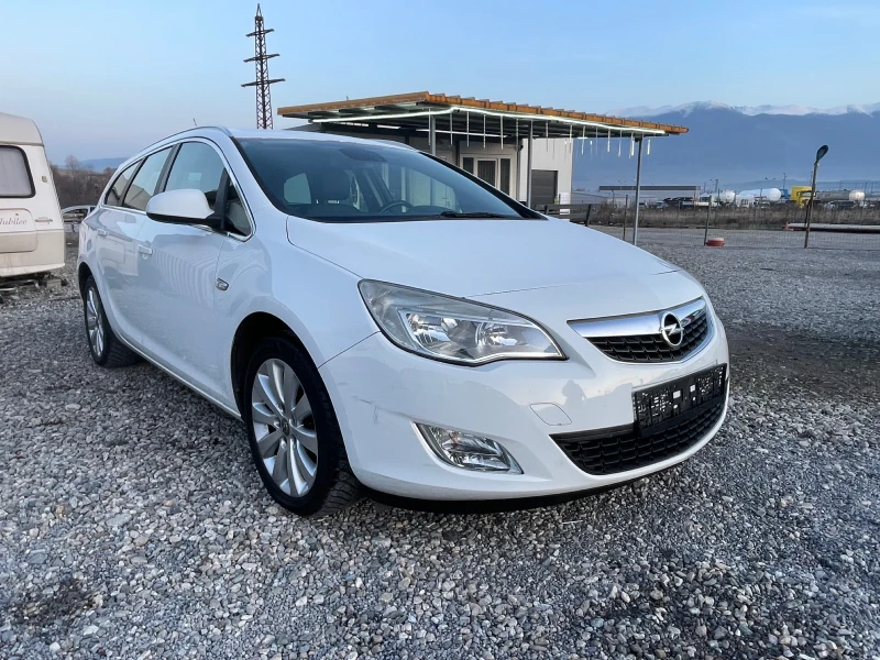 Opel Astra 1.7 cdti Cosmo, снимка 7 - Автомобили и джипове - 52932032