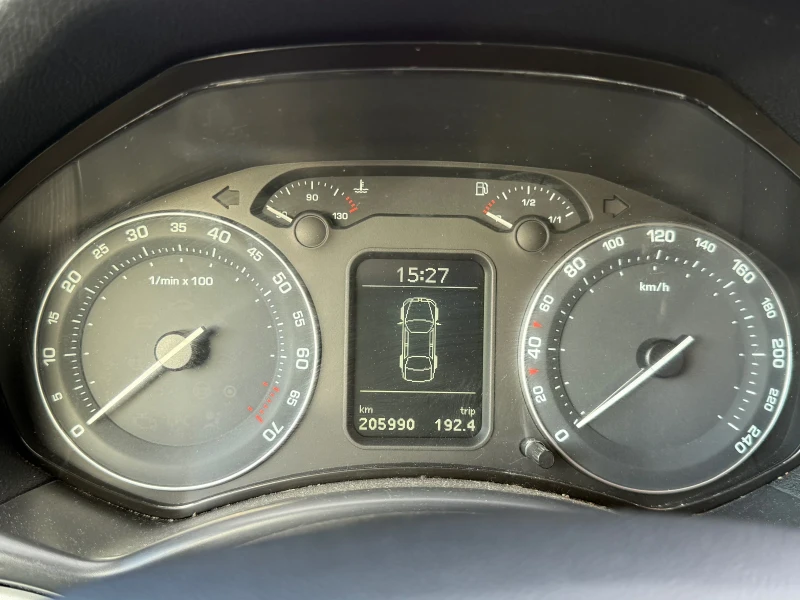 Skoda Octavia Scout , снимка 12 - Автомобили и джипове - 53112337