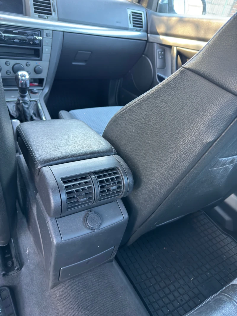 Opel Vectra C GTS 2.2, снимка 14 - Автомобили и джипове - 53258715