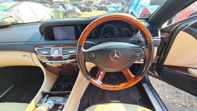 Mercedes-Benz CL 500 5.5 I и 6, 3 AMG , снимка 9 - Автомобили и джипове - 33912542