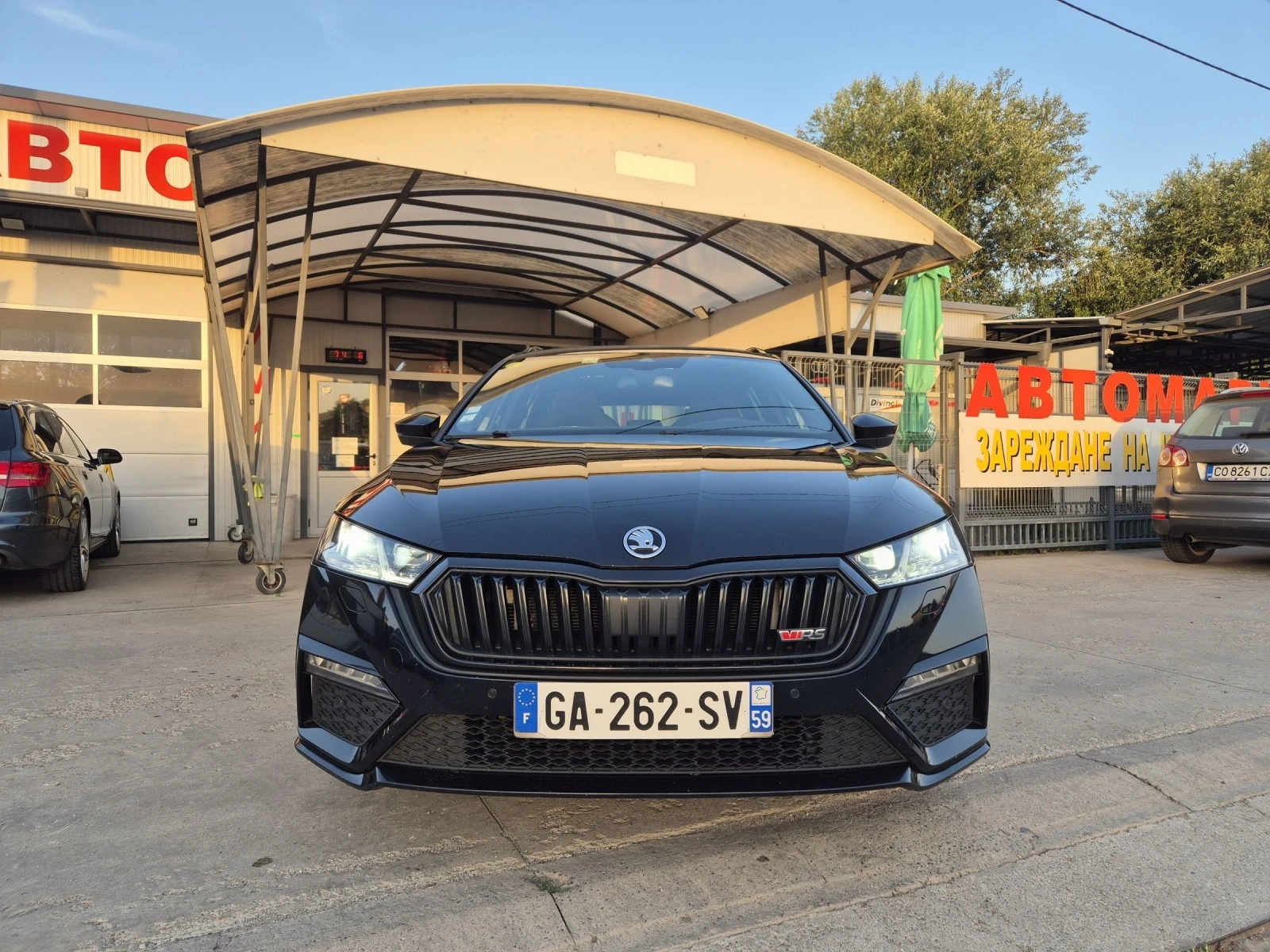 Skoda Octavia VRS 2.0TDI Камера, Панорама, Дигитал, Дистроник  - изображение 2