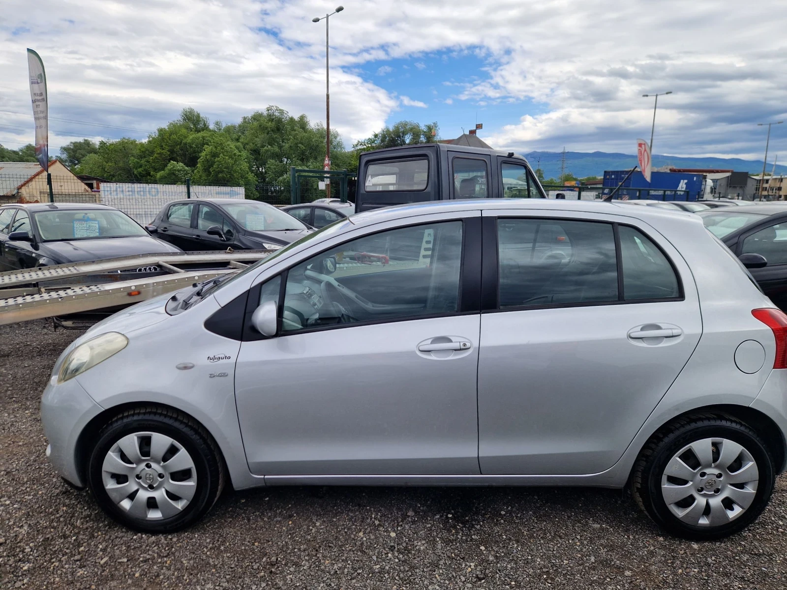 Toyota Yaris 1.4D-4D 90PS.COMFORT ITALIA - изображение 4