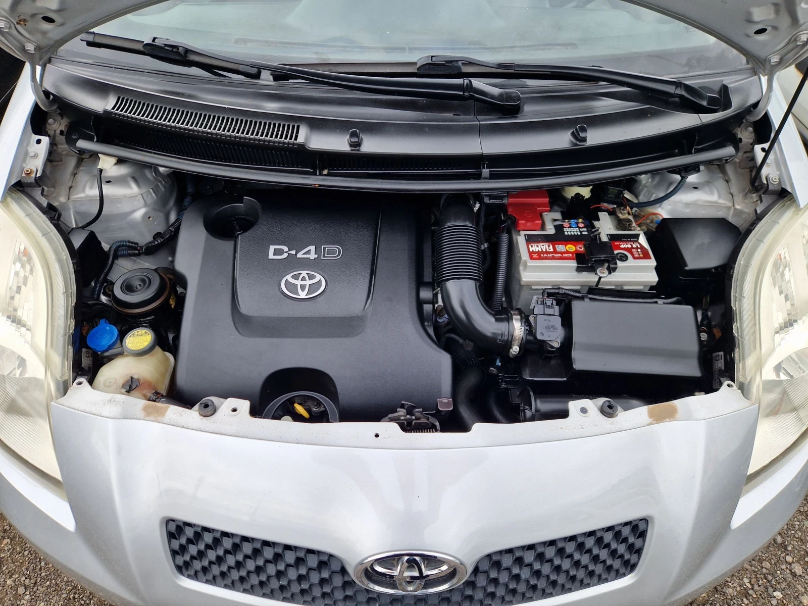 Toyota Yaris 1.4D-4D 90PS.COMFORT ITALIA - изображение 3