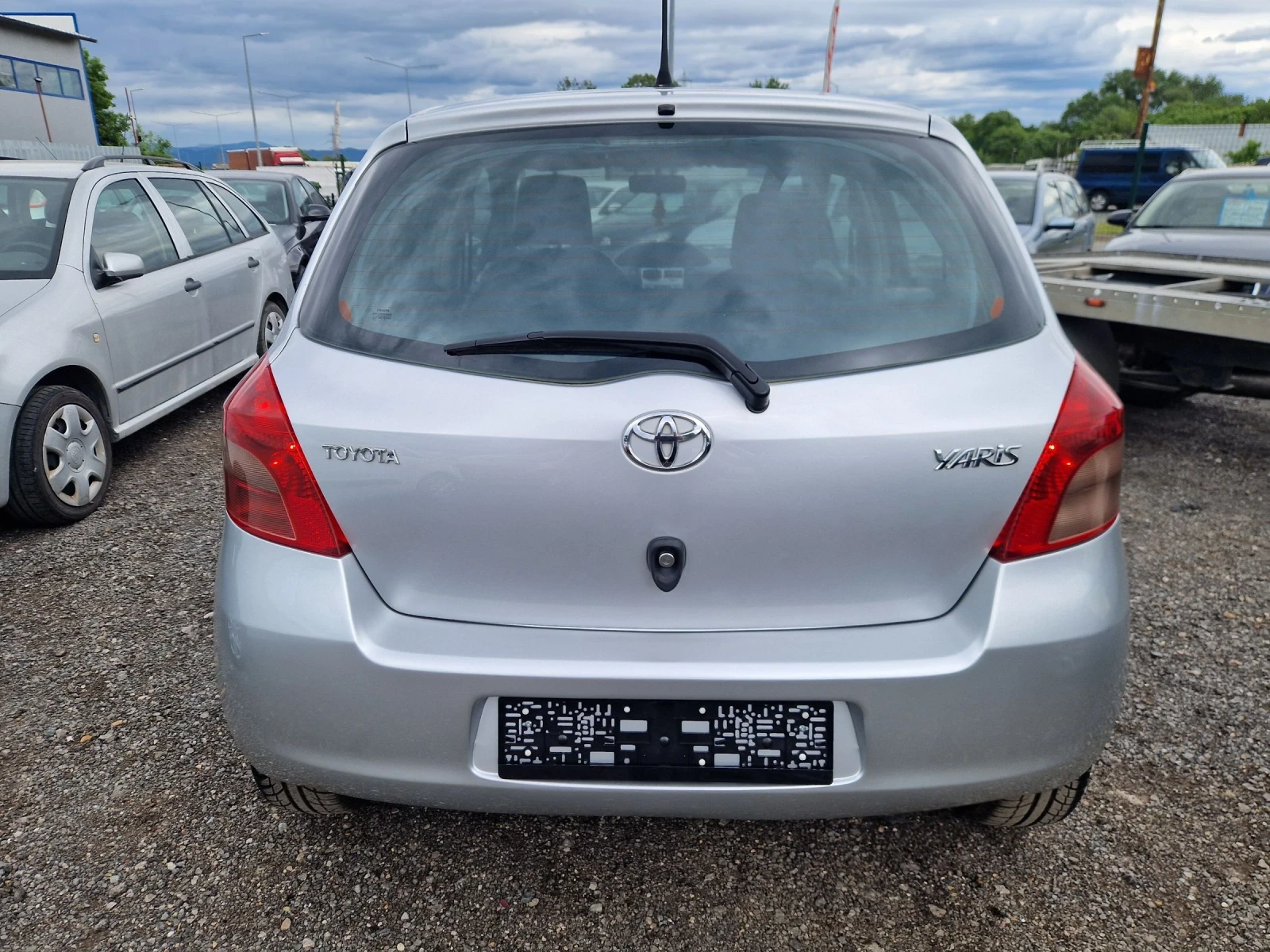 Toyota Yaris 1.4D-4D 90PS.COMFORT ITALIA - изображение 9
