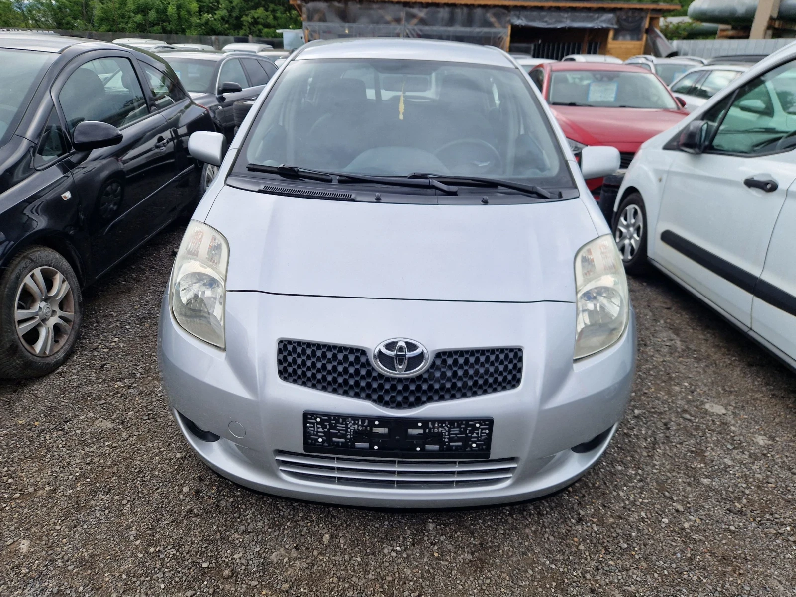 Toyota Yaris 1.4D-4D 90PS.COMFORT ITALIA - изображение 2