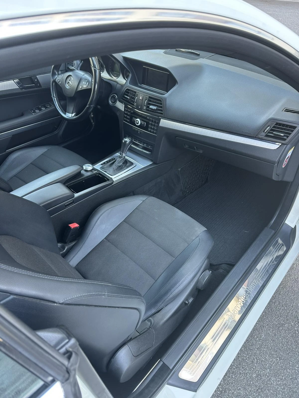 Mercedes-Benz E 220 cdi Avantgarde - изображение 10