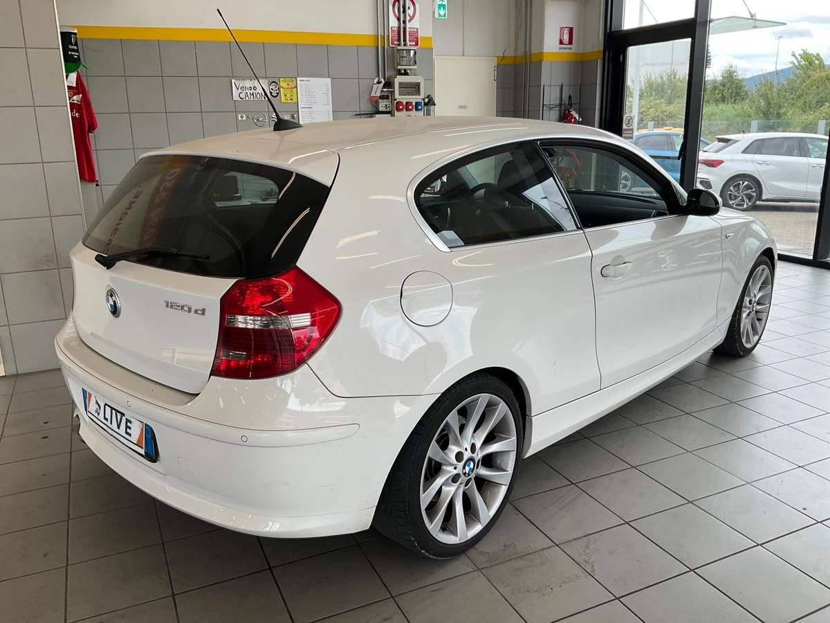 BMW 120 177кс.КАТО НОВА FACELIFT - изображение 4