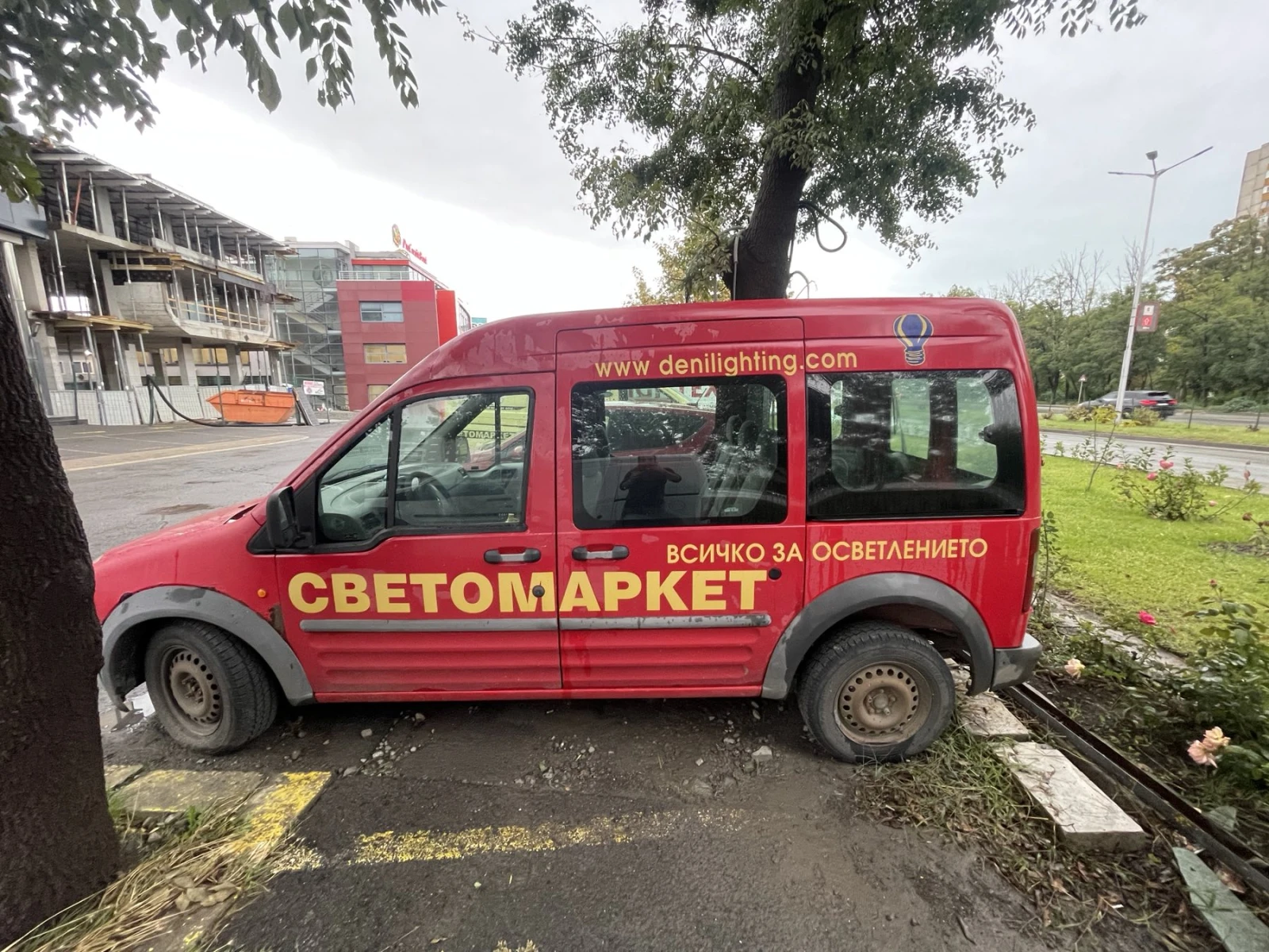 Ford Tourneo Connect L - изображение 5