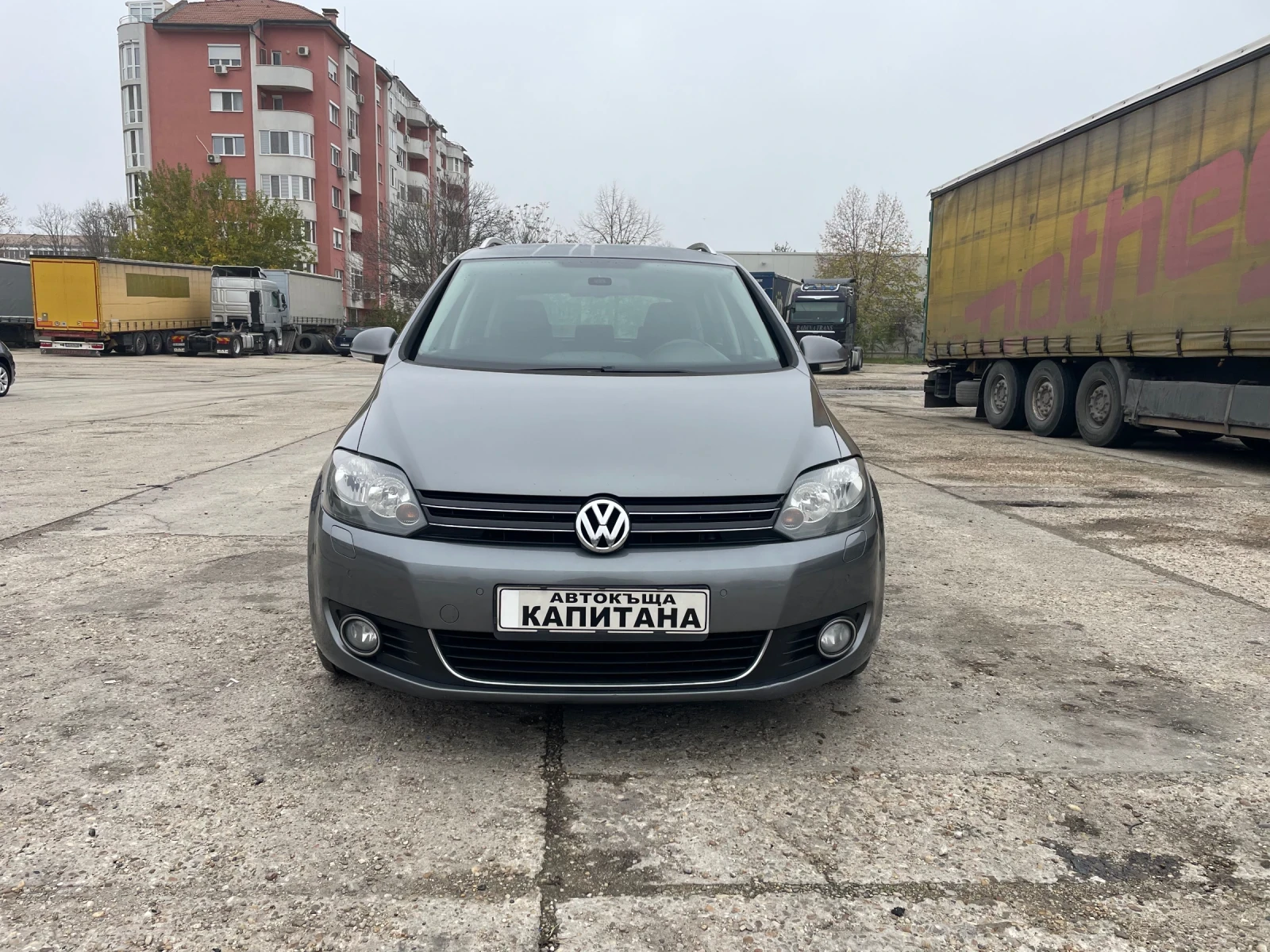 VW Golf Plus  1.6 BiFuel 102кс HIGHLINE - изображение 9